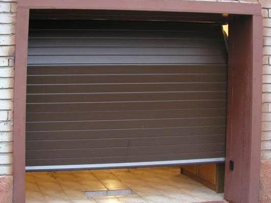Гаражные секционные ворота с пружинами растяжения(DoorHan, Ryterna) RSD01